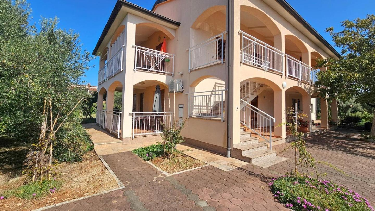 Ferienwohnung Viola Three Novigrad Istria Exterior foto
